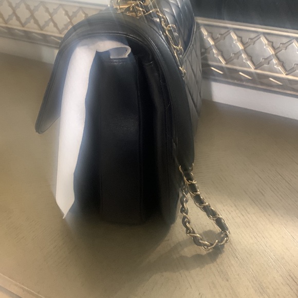 100% authentic Chanel lamb skin quilted medium trendy cc black bag! - Picture 7 of 9
